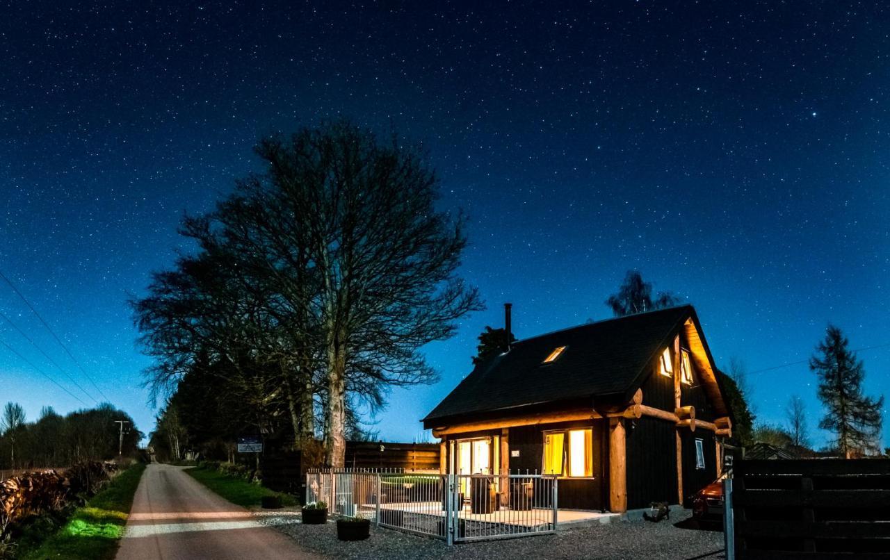 Rowanlea Lodge With Hot Tub Marykirk Luaran gambar
