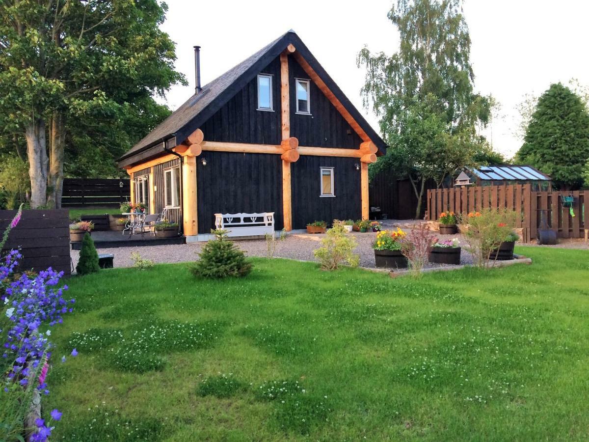 Rowanlea Lodge With Hot Tub Marykirk Luaran gambar